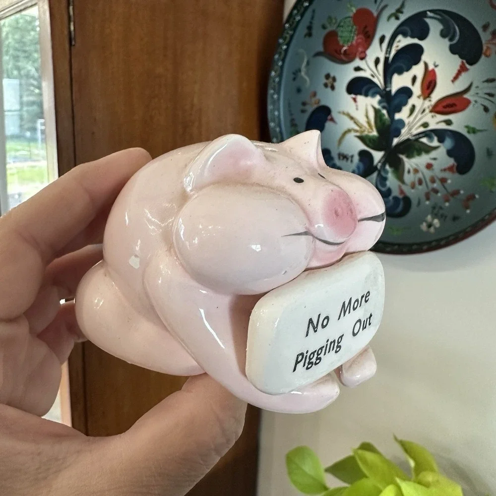 Pink‎ White Ceramic Pig Figural Salt Shaker w/ Stopper 